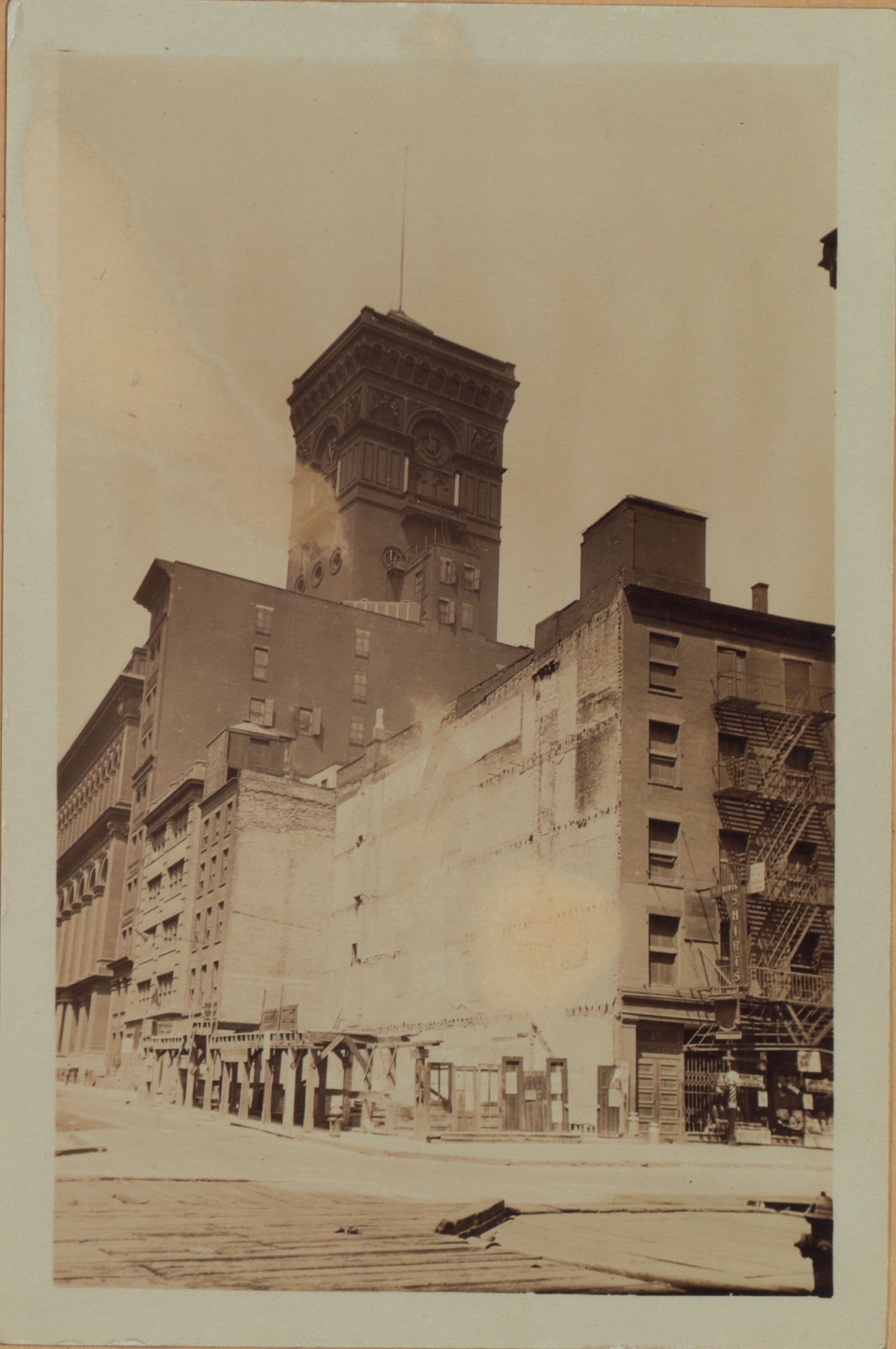 Manhattan: Stone Street - Broad Street