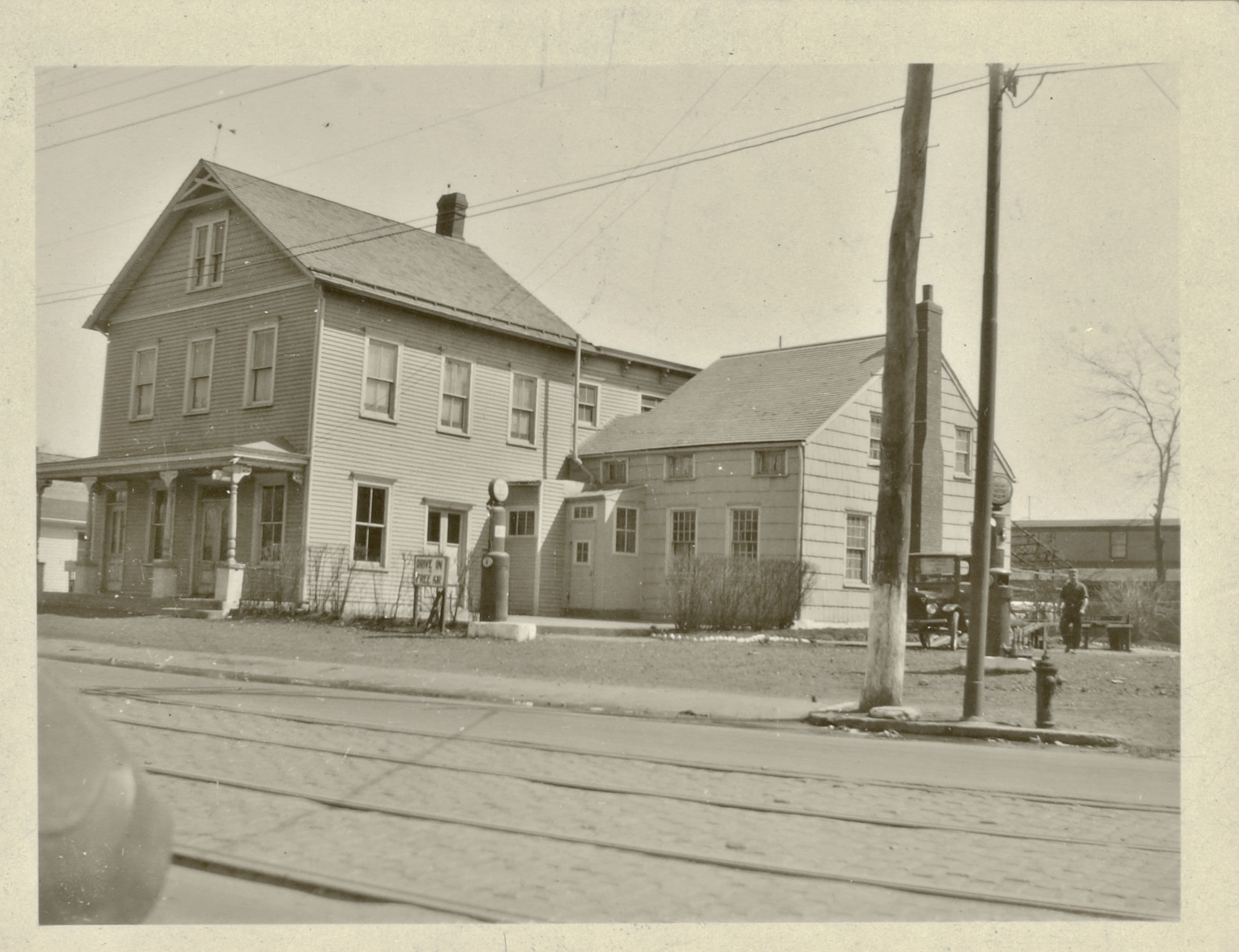 Queens: Jamaica Avenue - 187th Street