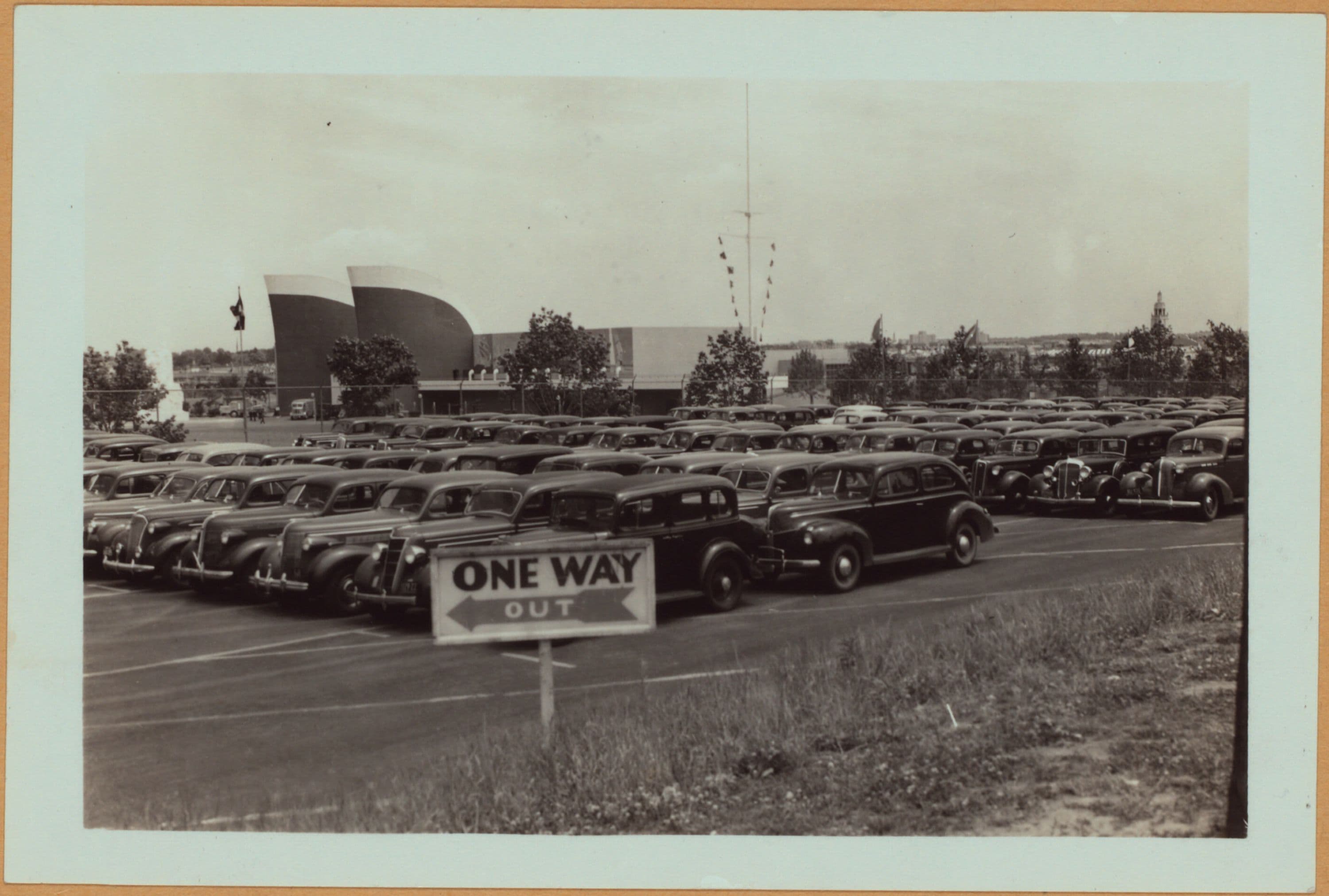 Queens: Flushing Meadow Park - New York World's Fair of 1939-40 - [Maritime Agency building.]