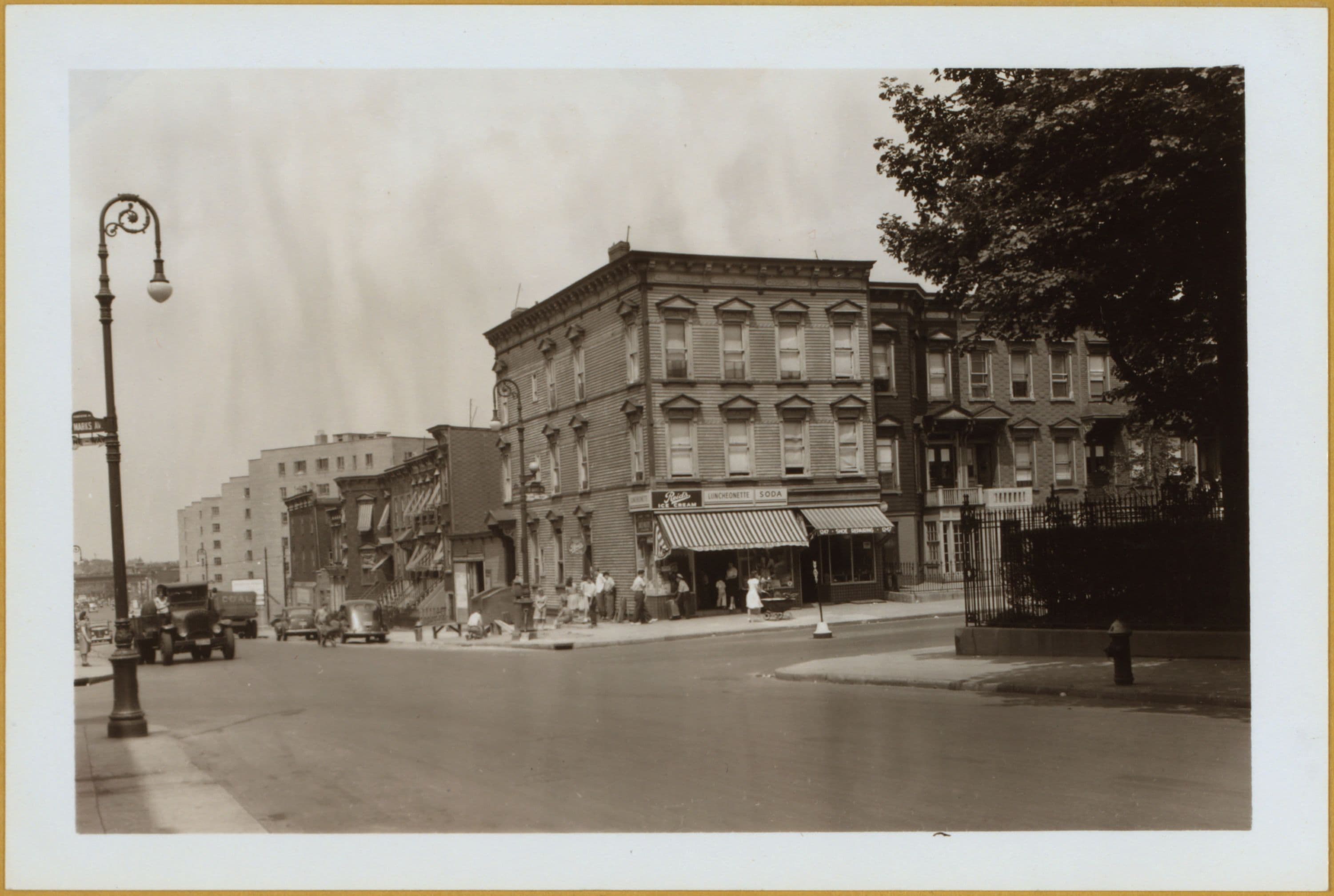 Brooklyn: Rochester Avenue - St. Marks Avenue