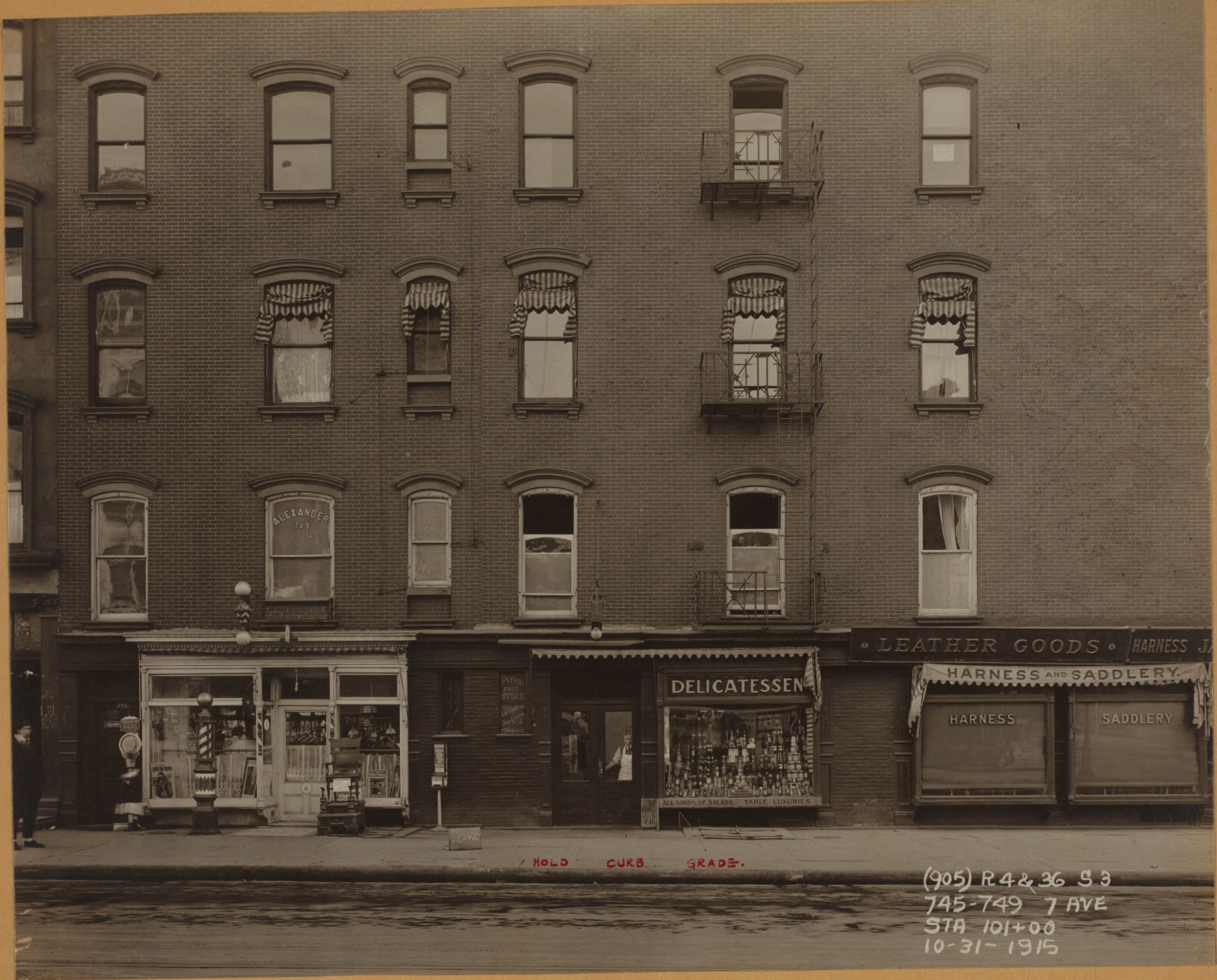 Manhattan: 7th Avenue - 49th Street (West)