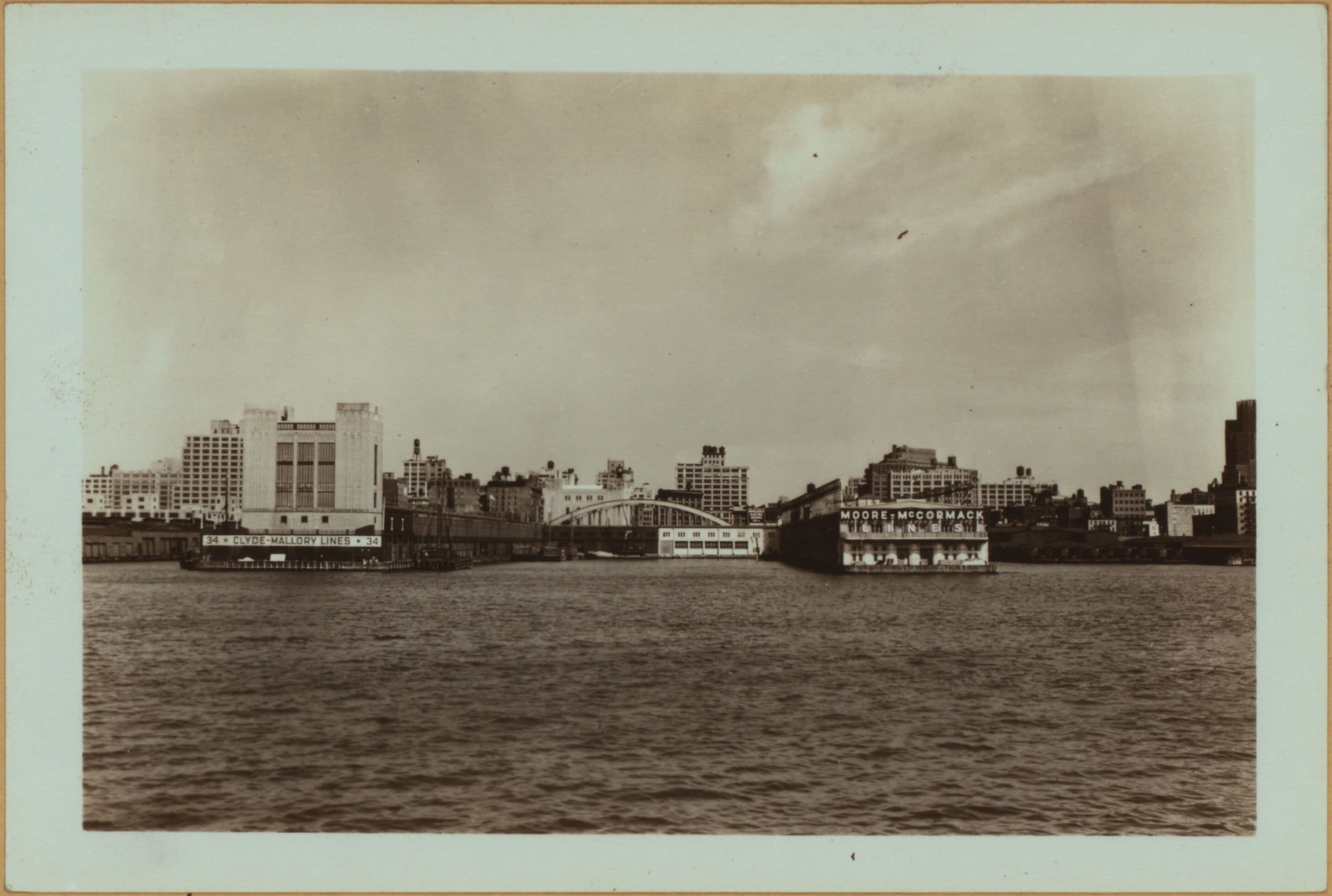 North (Hudson) River - Manhattan - Canal Street area - Battery - 14th Street - [Holland Tunnel Ventilation Building.], 1932–1940