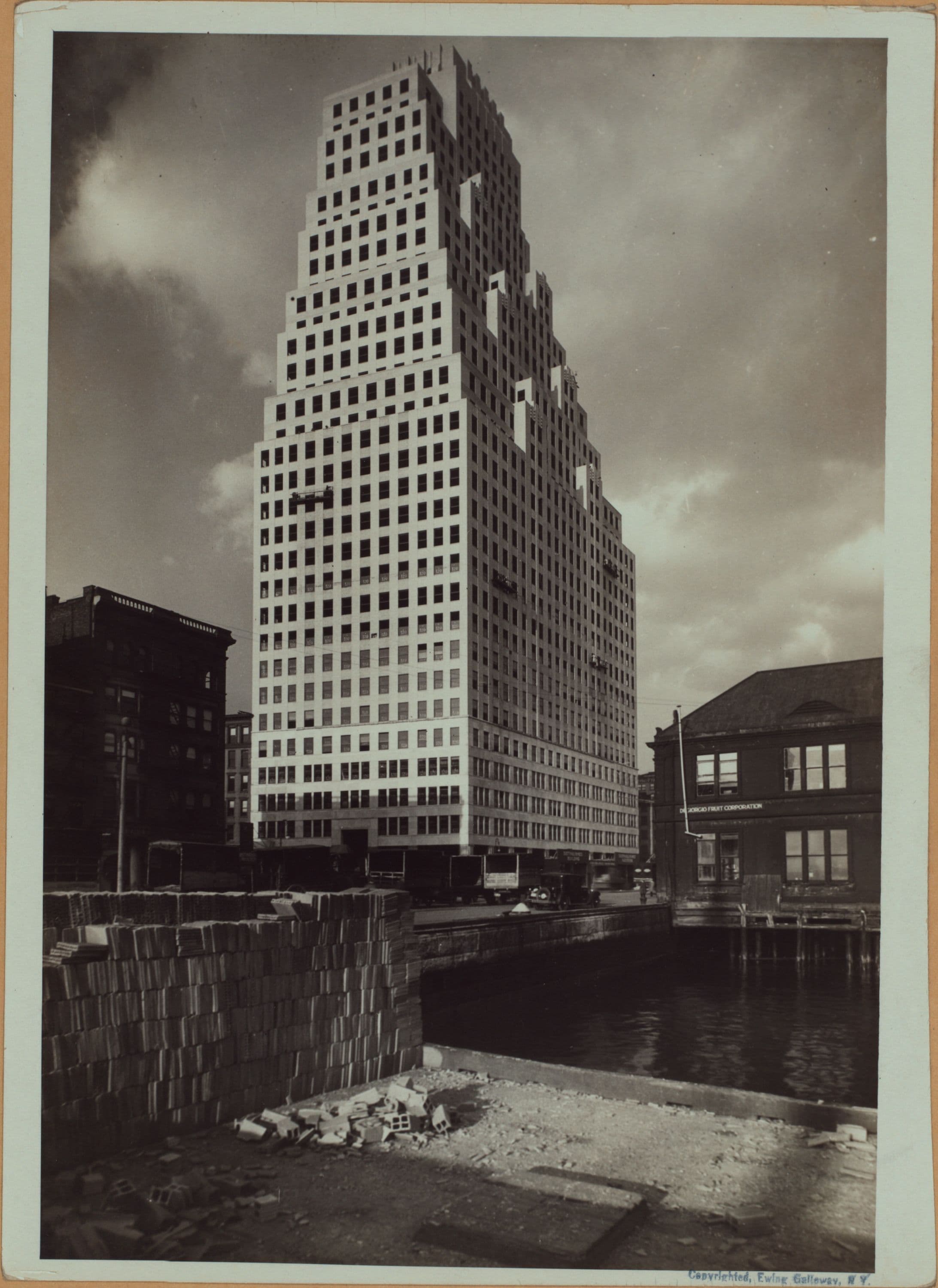 Manhattan: South Street - Wall Street