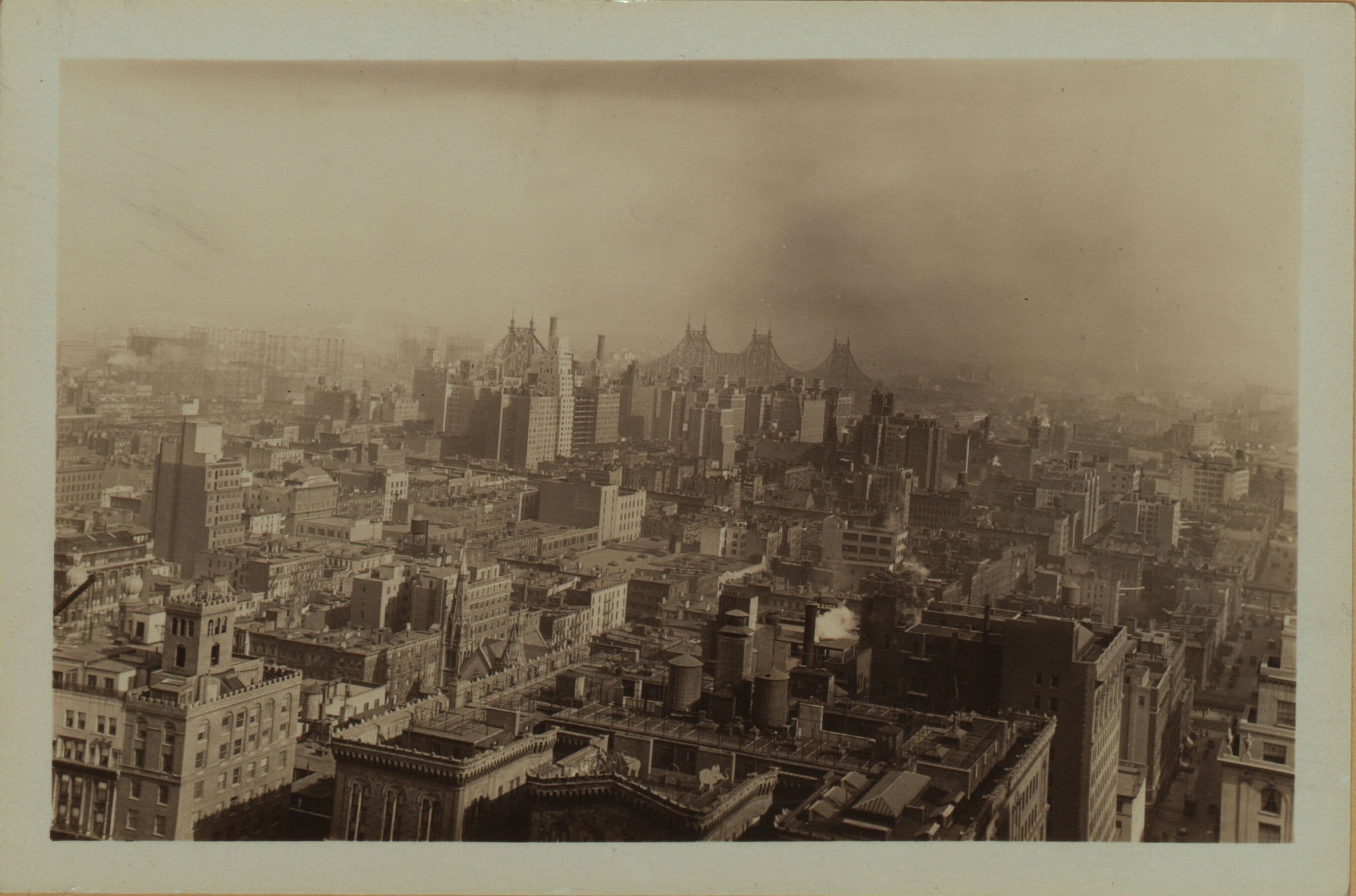 General view - Midtown Manhattan - East 50s.