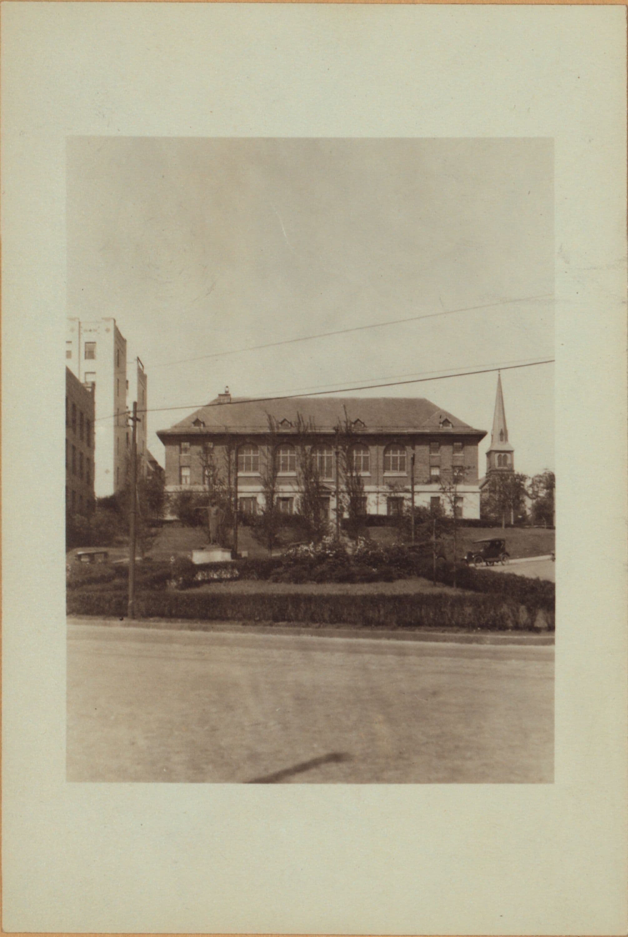 Richmond: Bay Street - Hyatt Street