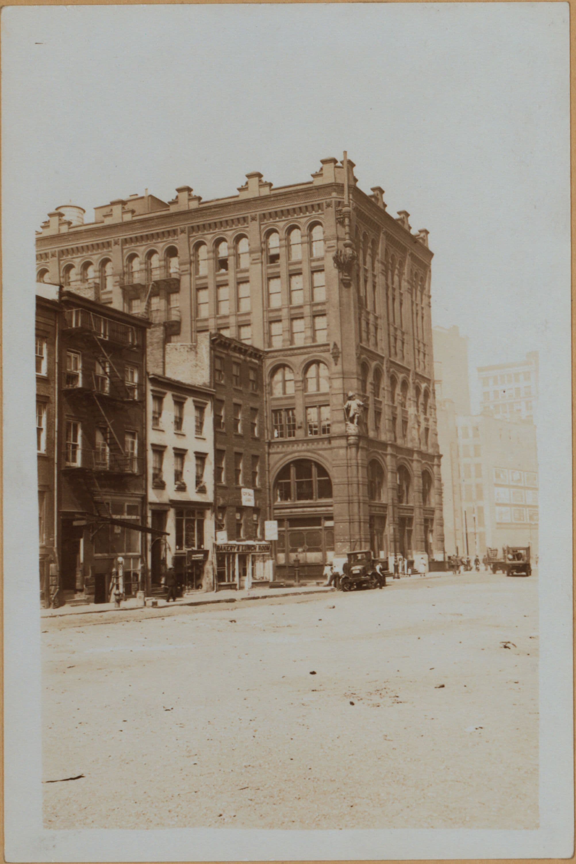 Manhattan: Houston Street (East) - Mott Street, 1929