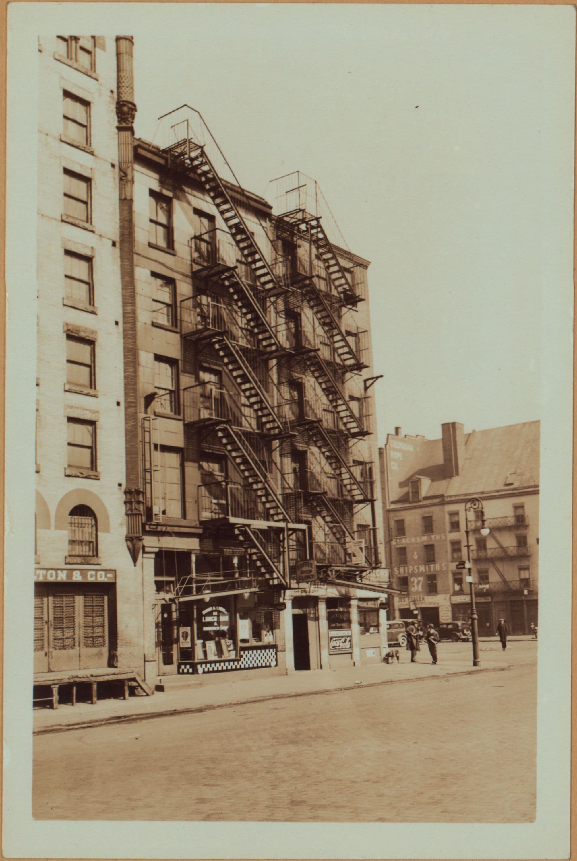 Manhattan: South Street - Burling Slip