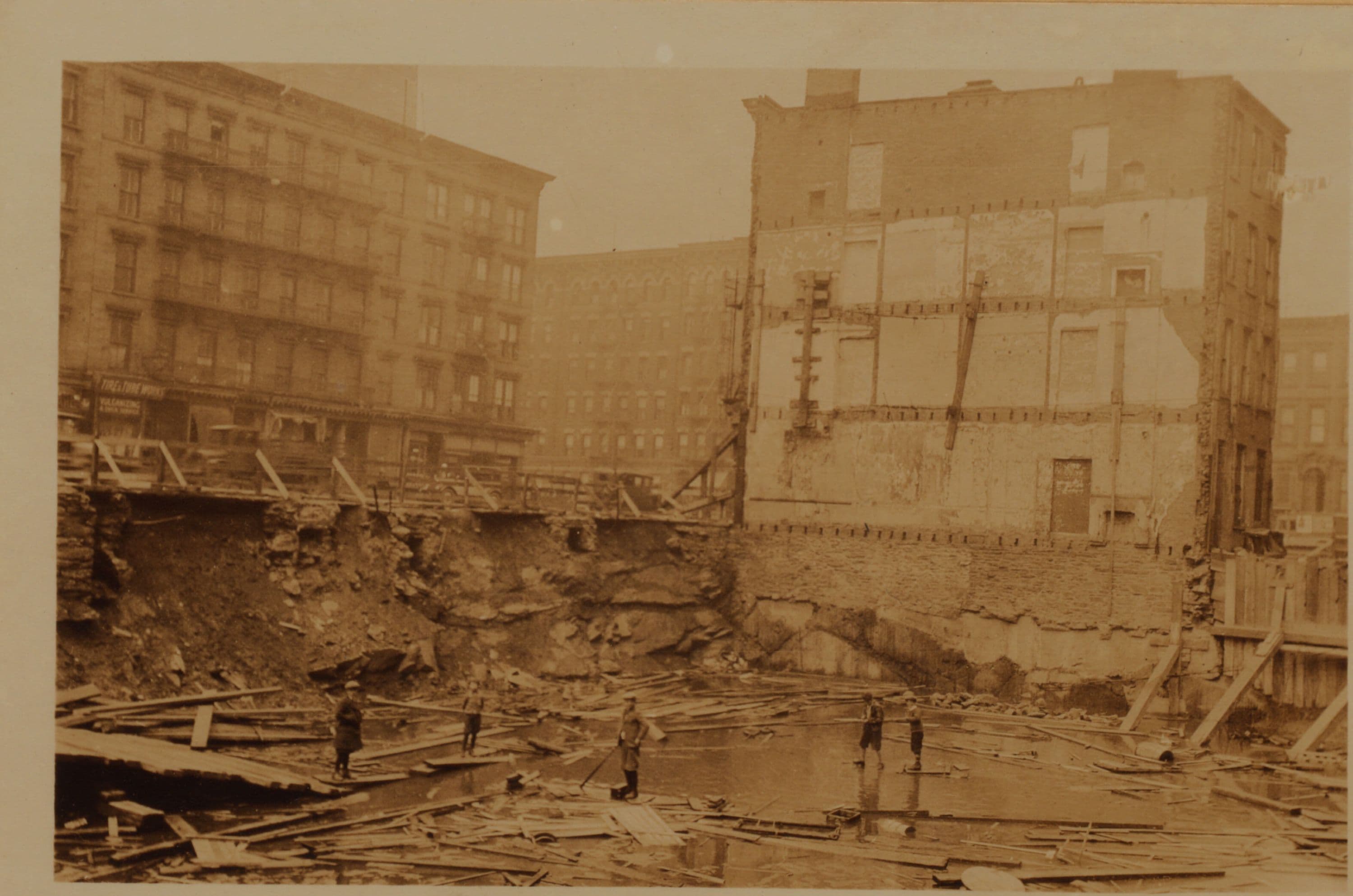 Manhattan: 1st Ave. - 56th St.