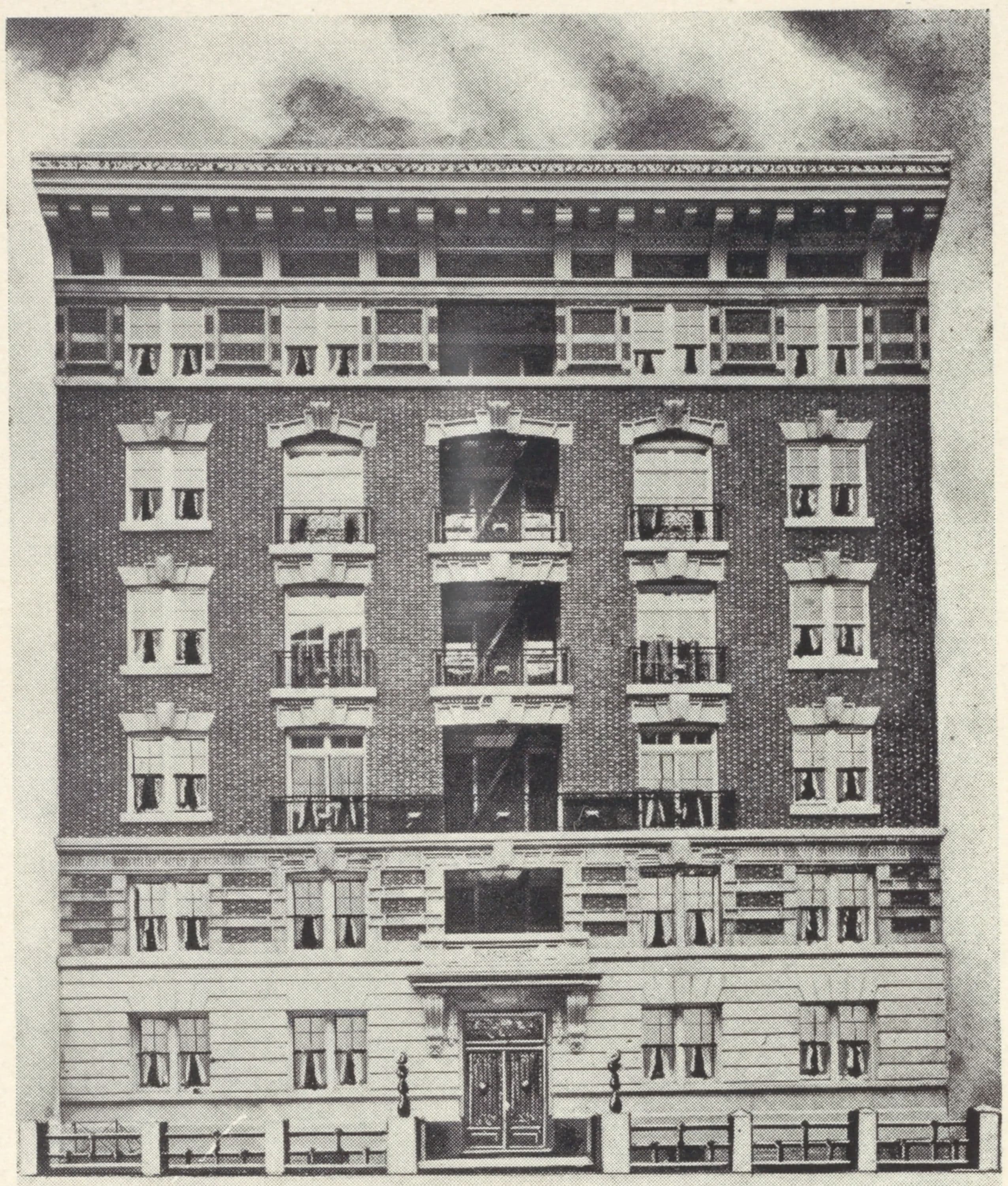 La Valenciennes, 404 West 116th Street; Plan of upper floors.