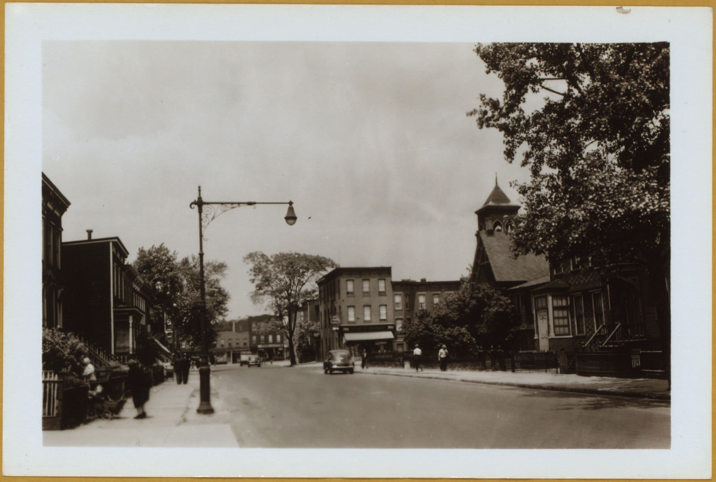 Brooklyn: Rochester Avenue - Herkimer Street