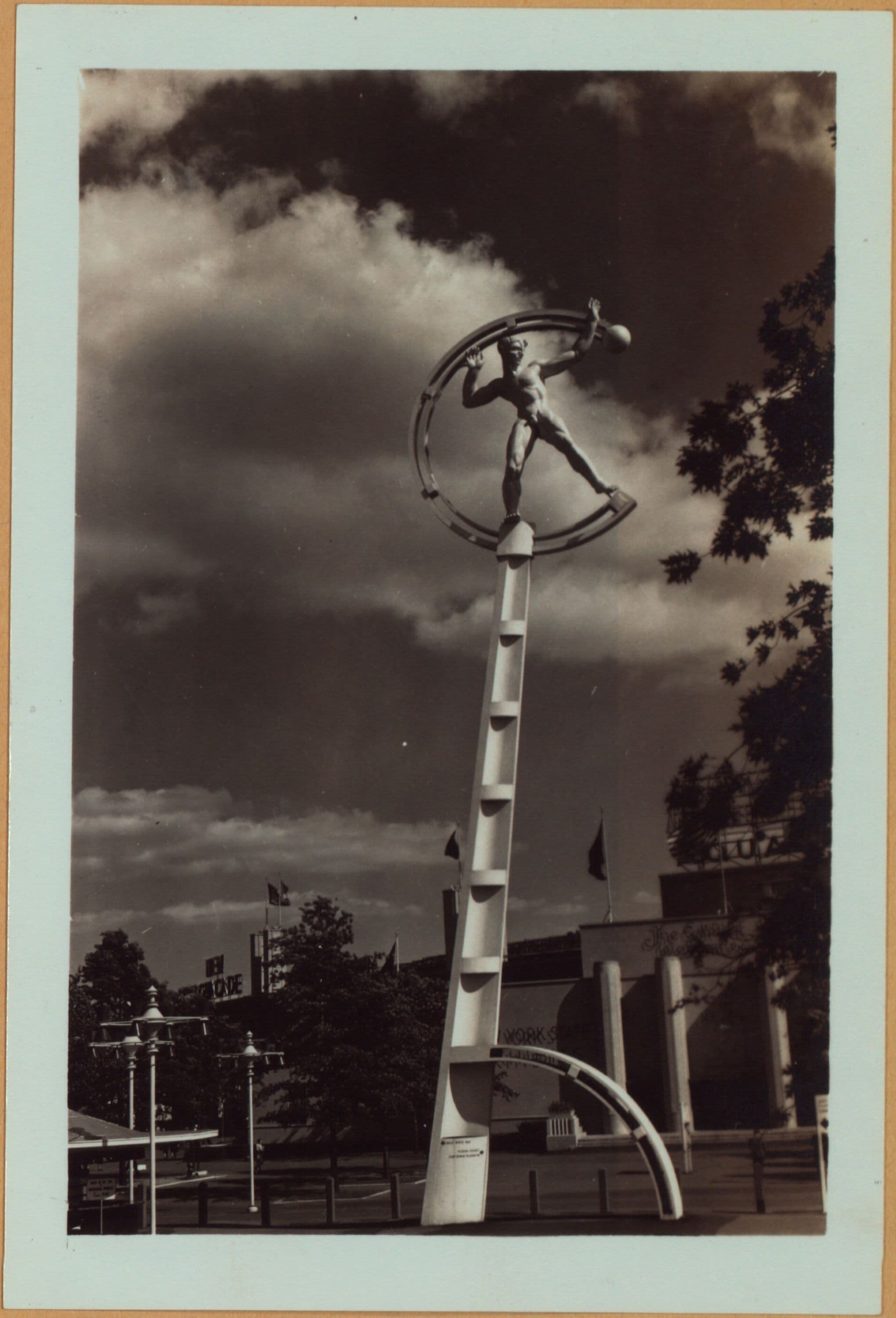 Queens: Flushing Meadow Park - [New York World's Fair of 1939-40.]