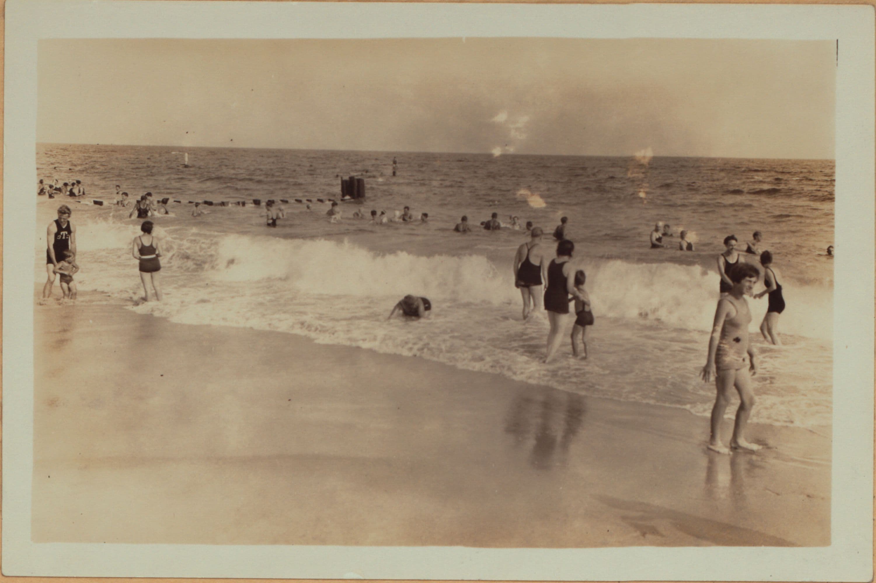 Queens: Jacob Riis Park - [Rockaway Beach.]