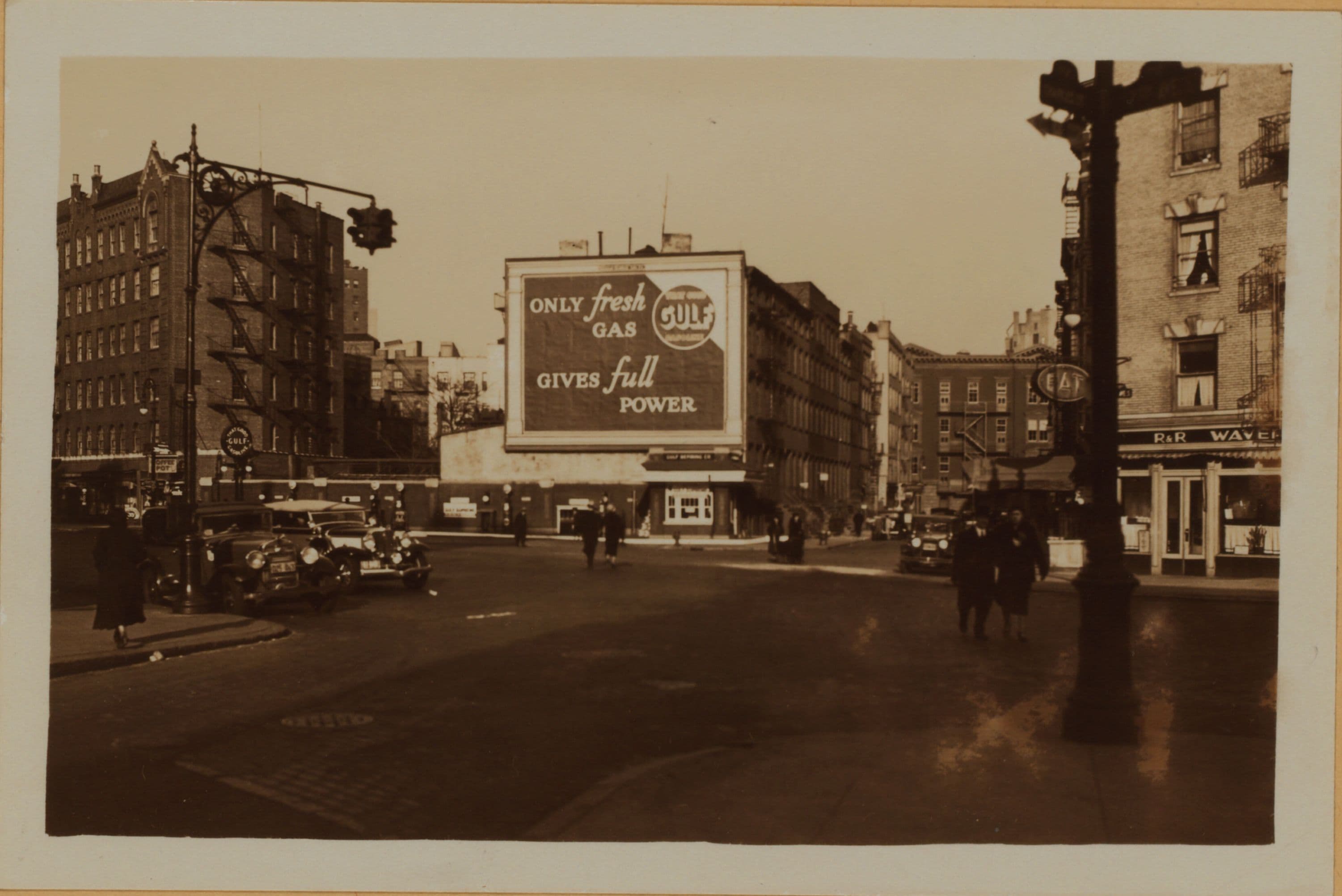 Manhattan: 7th Avenue South - Charles Street