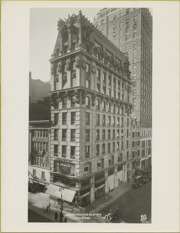 Fifth Avenue #452 - 40th Street, southwest corner -