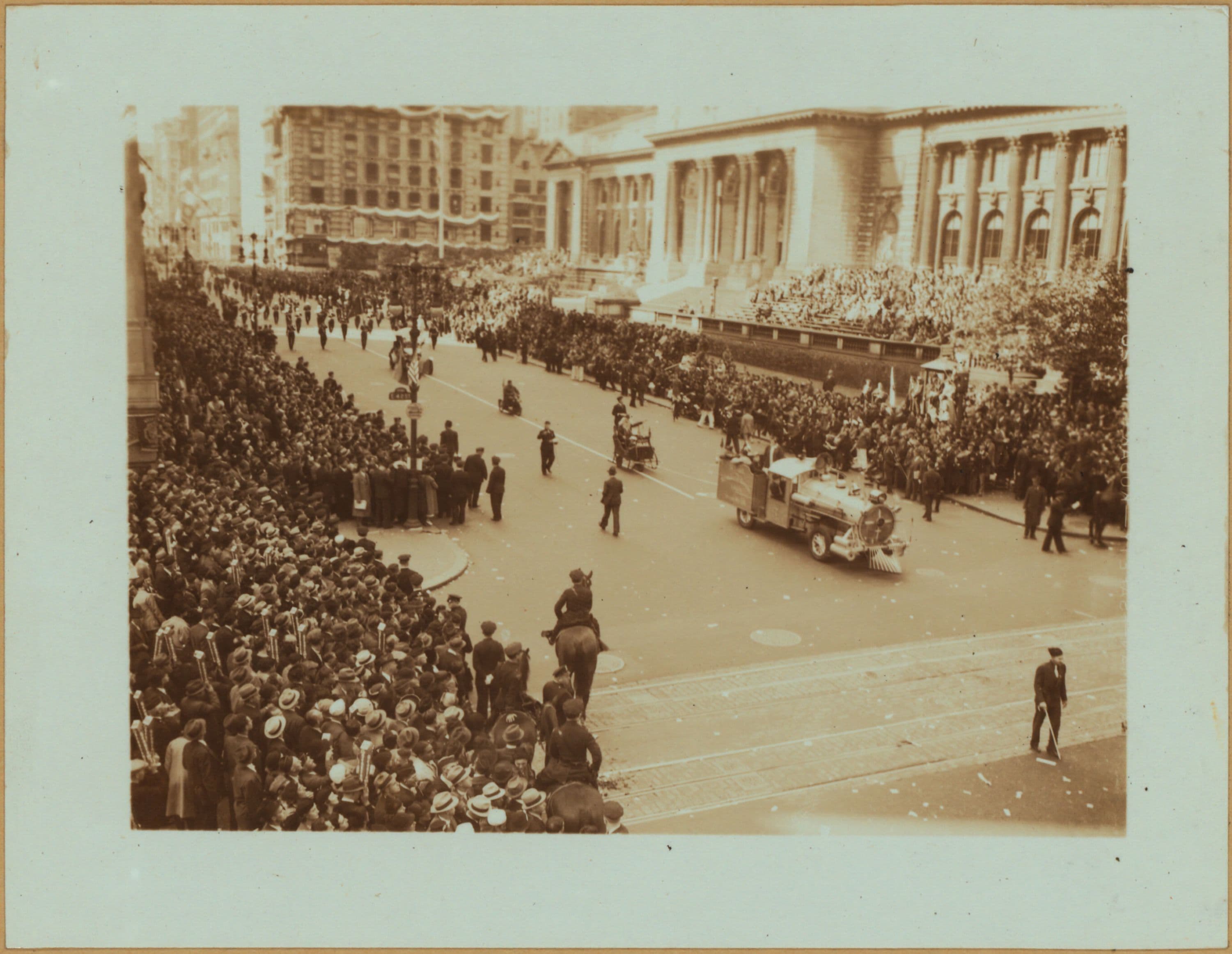 Celebrations - Parades - Municipal Events - American Legion Parade.