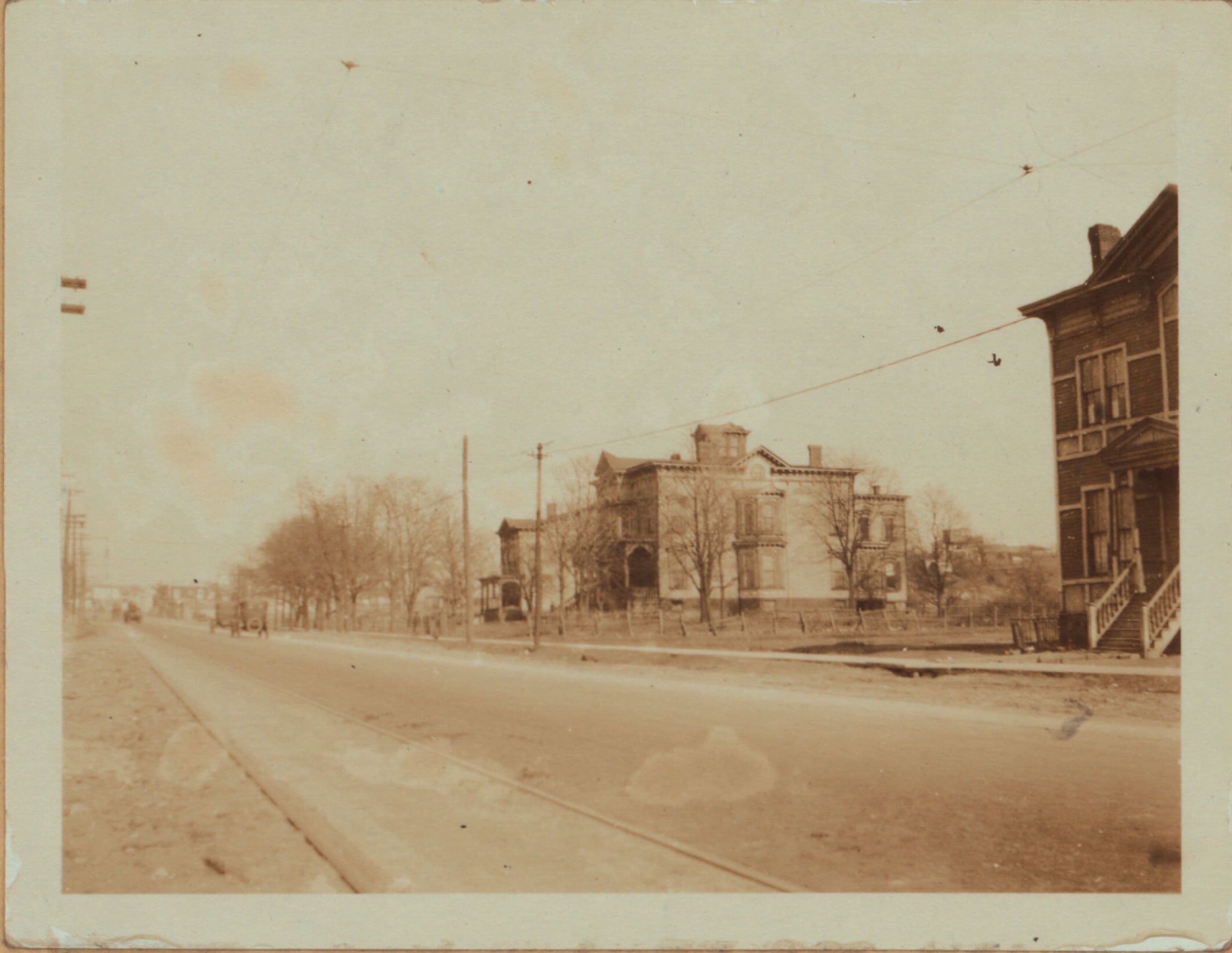 Queens: Grand Avenue - 58th Street