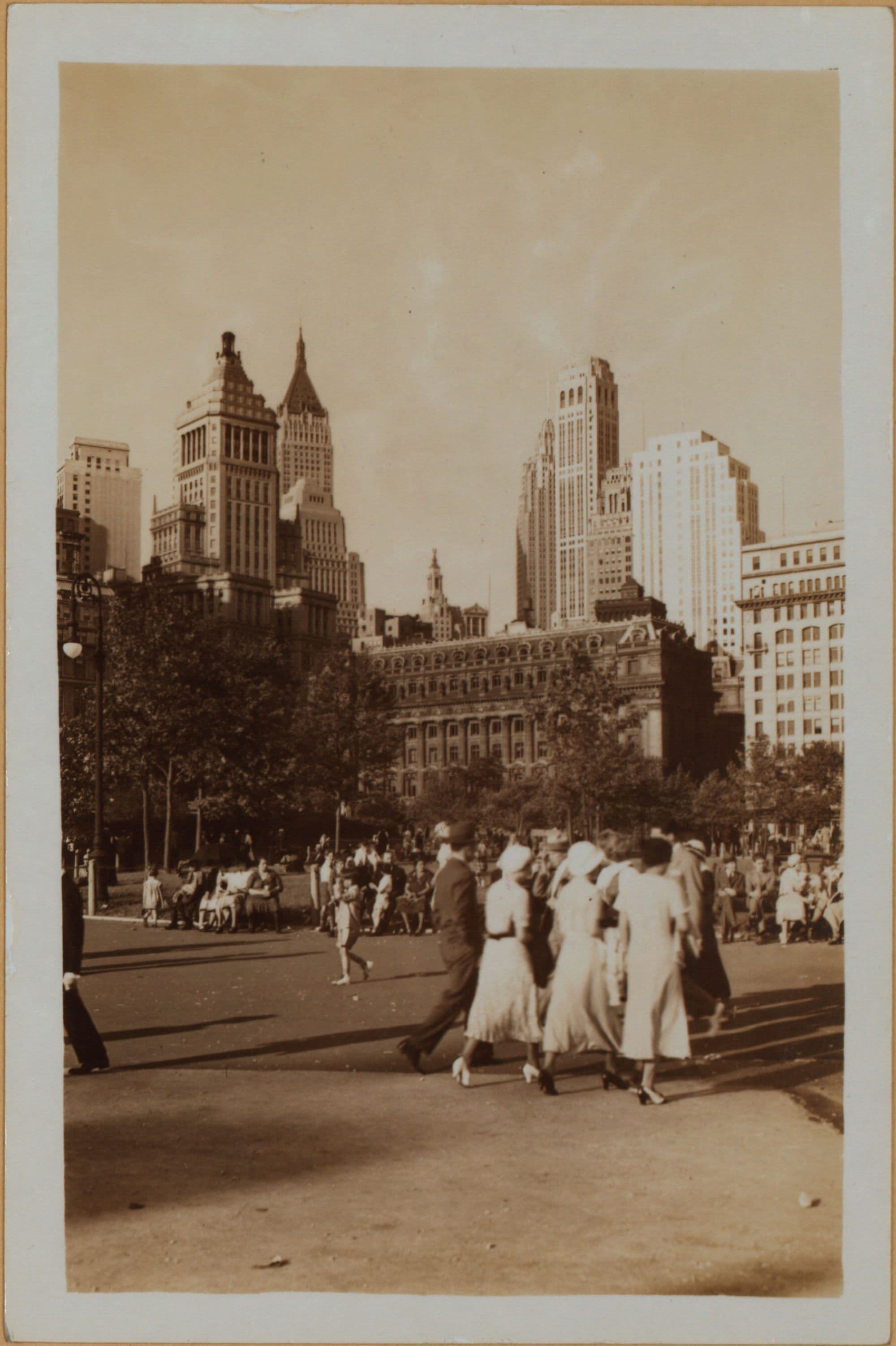 Manhattan: Battery Park - [Northward view to Broadway.]