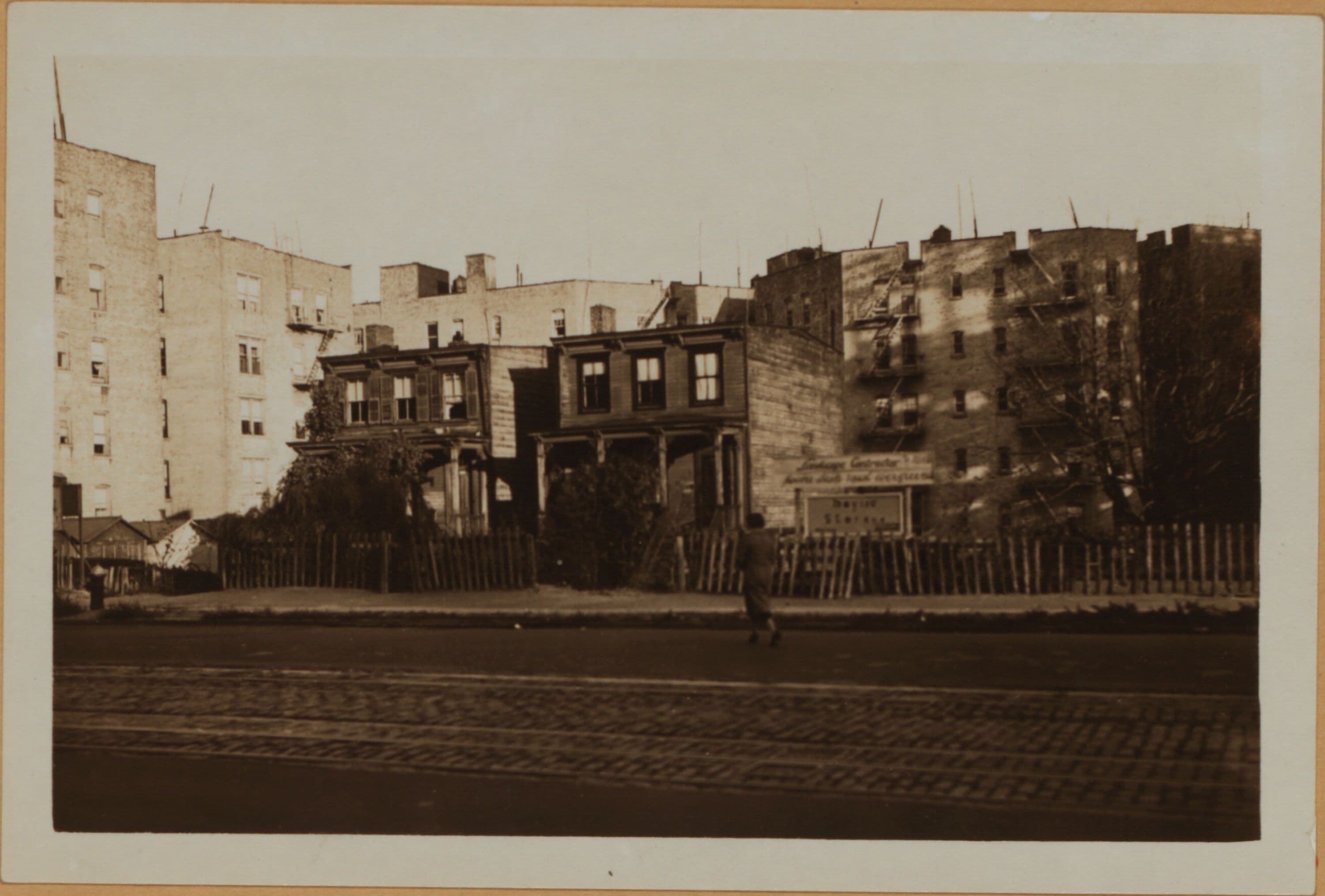 Manhattan: Broadway - 196th Street (West)