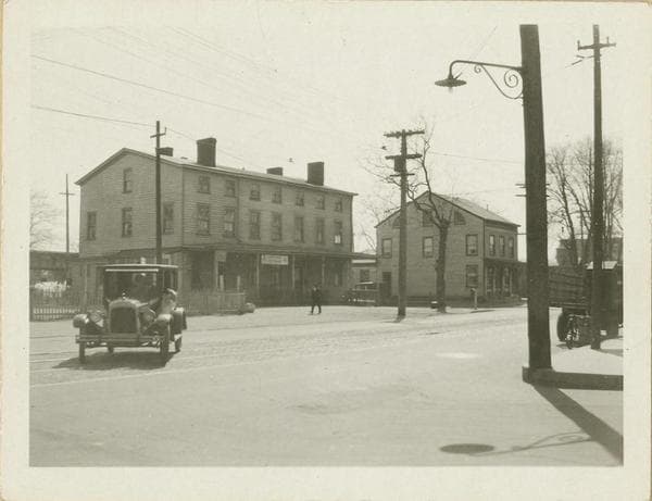 Queens: Jamaica Avenue - 212th Street, 1922–1925