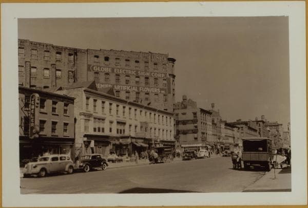 Manhattan: 6th Avenue - 11th Street, 1939