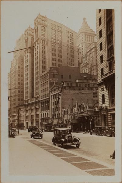 Manhattan: Broad Street - Exchange Place, 1931