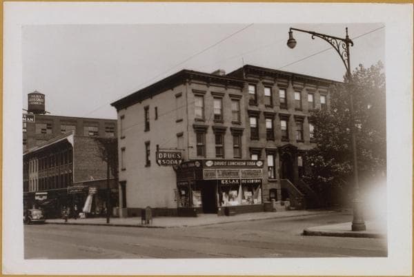 Brooklyn: Dekalb Avenue - Ryerson Avenue, 1942