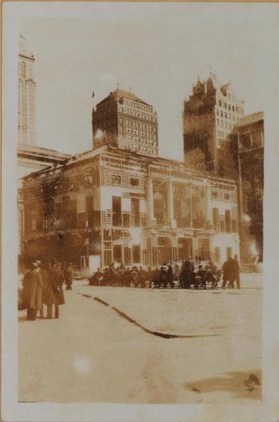 Manhattan: Bryant Park - East Center, 1933