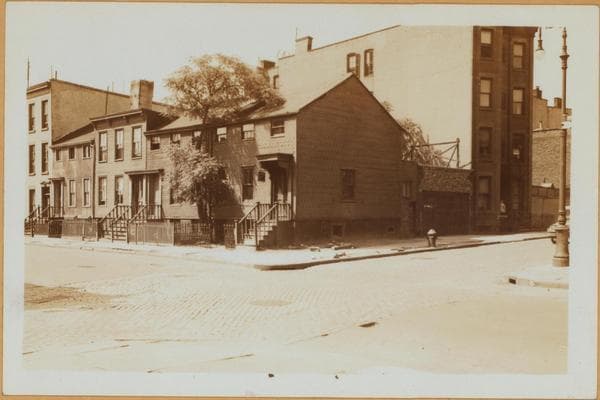 Brooklyn: Wyckoff St. - Bond St., 1933
