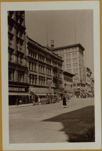 Manhattan: 6th Avenue - 16th Street, 1939