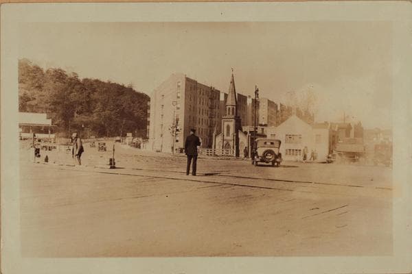 Manhattan: Riverside Drive - Dyckman Street, 1923–1934