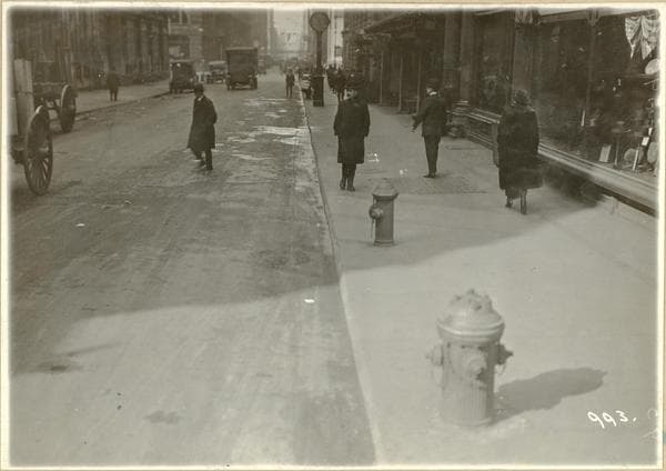 Manhattan: 20th Street - Broadway, 1919