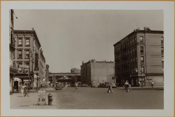 Manhattan: 106th Street - Lexington Avenue, 1928–1941