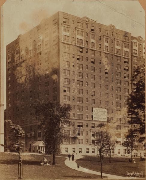Manhattan: Riverside Drive - 101st Street, 1926