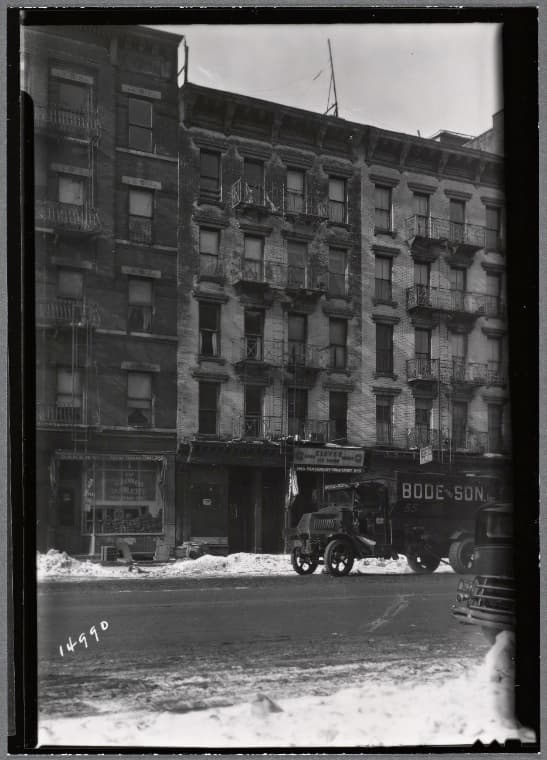 Tenements; storefronts; G. Longo Bakery: 1st Ave- E. 62nd St- E. 63rd St., Manhattan, 1935–1936