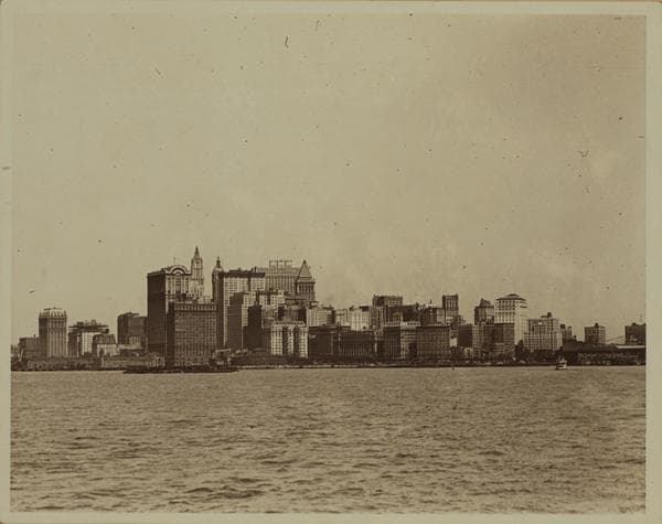 North (Hudson) River - Shore and skyline - Manhattan - Battery - 14th Street., 1916