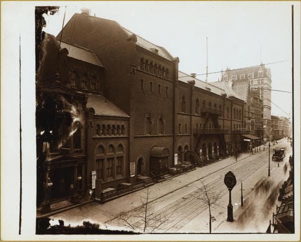 Brooklyn: Montague Street - Court Street, 1945