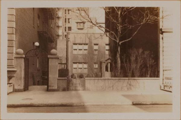 Manhattan: 11th Street (East) - 5th Avenue, 1931