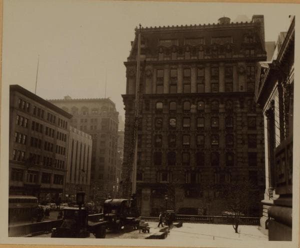 Manhattan: 5th Avenue - 40th Street, 1941