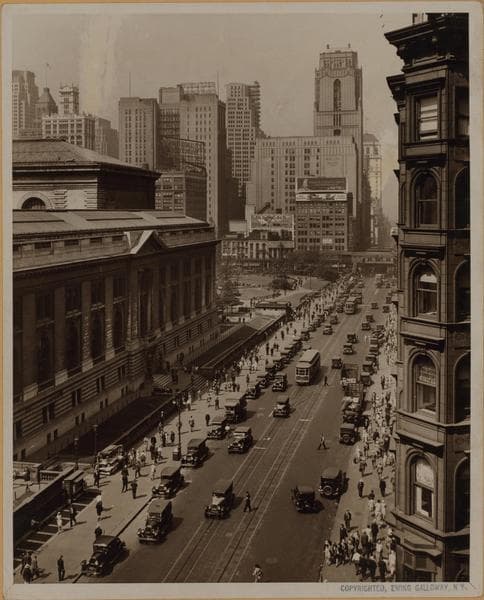 Manhattan: 42nd Street - Fifth Avenue, 1927