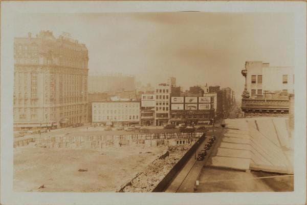 Manhattan: Broadway - 67th Street, 1931