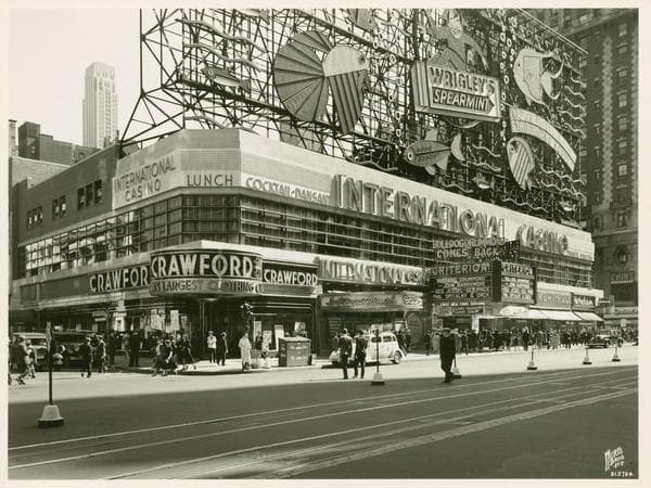 Broadway (West 44th Street - West 45th Street)