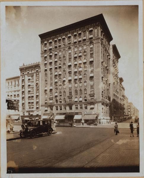 Manhattan: Broadway - 98th Street, 1925