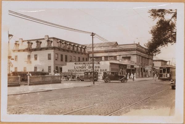 Brooklyn: Emmons Avenue - 19th Street (East), 1933