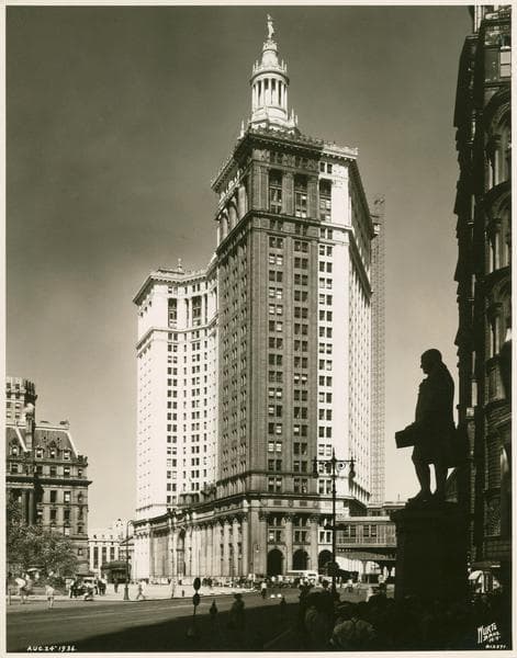 1 Centre Street, 1936-08-24