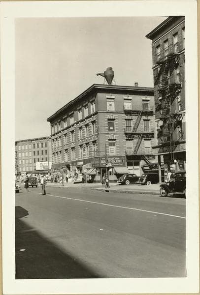 Manhattan: 8th Avenue - 120th Street, 1941