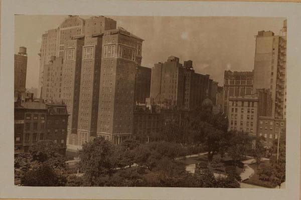 Manhattan: Gramercy Park South - Irving Place, 1928
