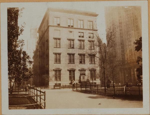 Manhattan: City Hall Park., 1923–1928