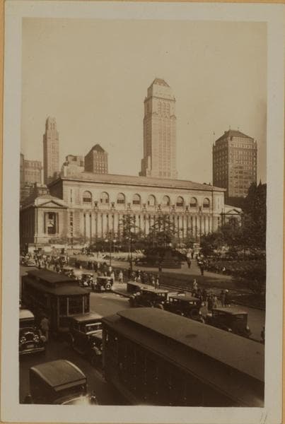 Manhattan: 5th Avenue - 40th Street, 1930