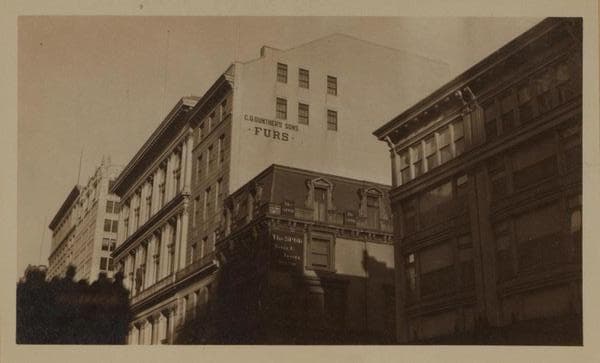 Manhattan: 5th Avenue - 52nd Street (West), 1916–1939