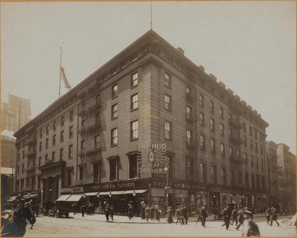 Manhattan: Broadway - Vesey Street, 1913